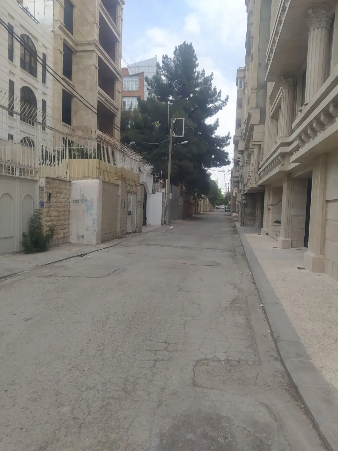 ویلایی 352متری برق