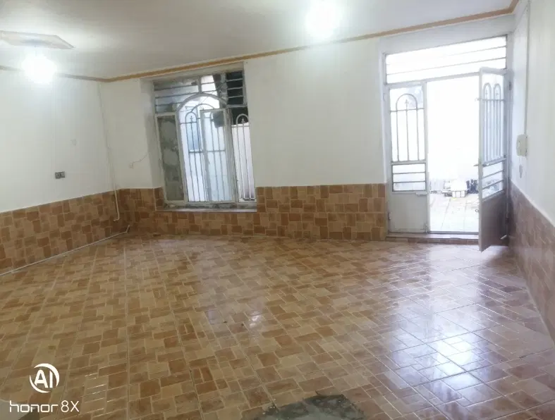 طبقه همکف ویلائی راه جدا