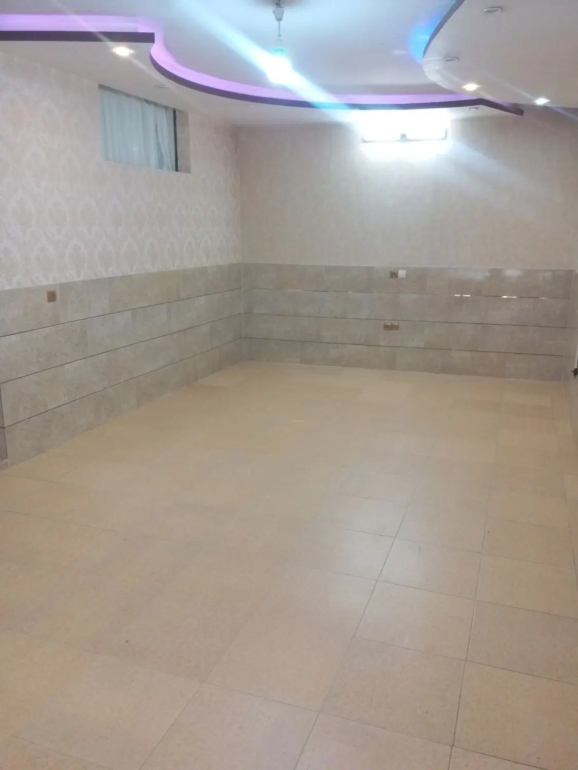 فروش واحد همکف حیاط دار