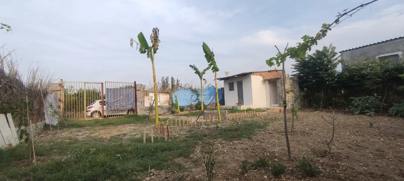 زمین باغی نزدیک بافت سی متری سنددار