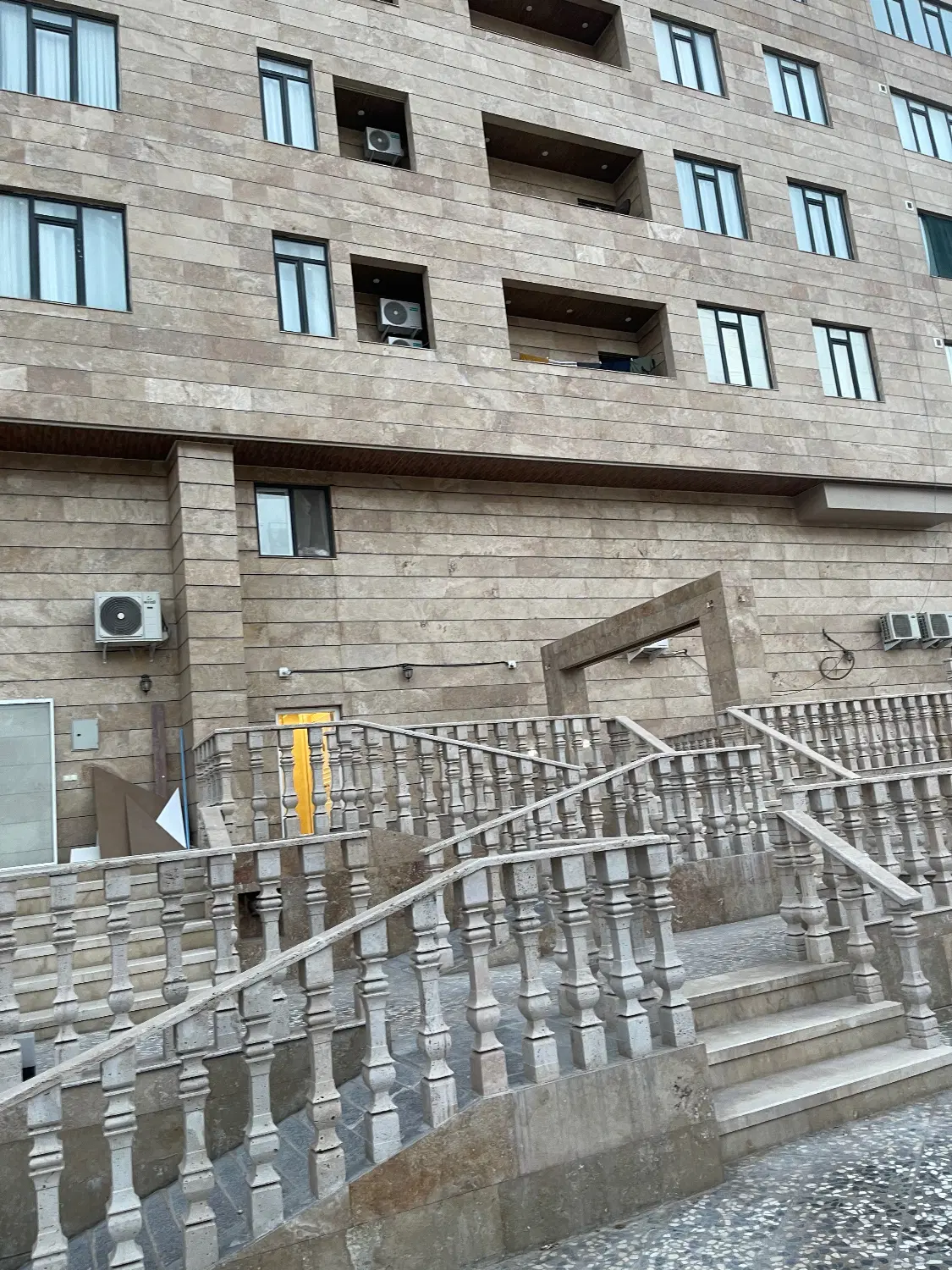 اپارتمان ۱۱۸ متر پاسداران