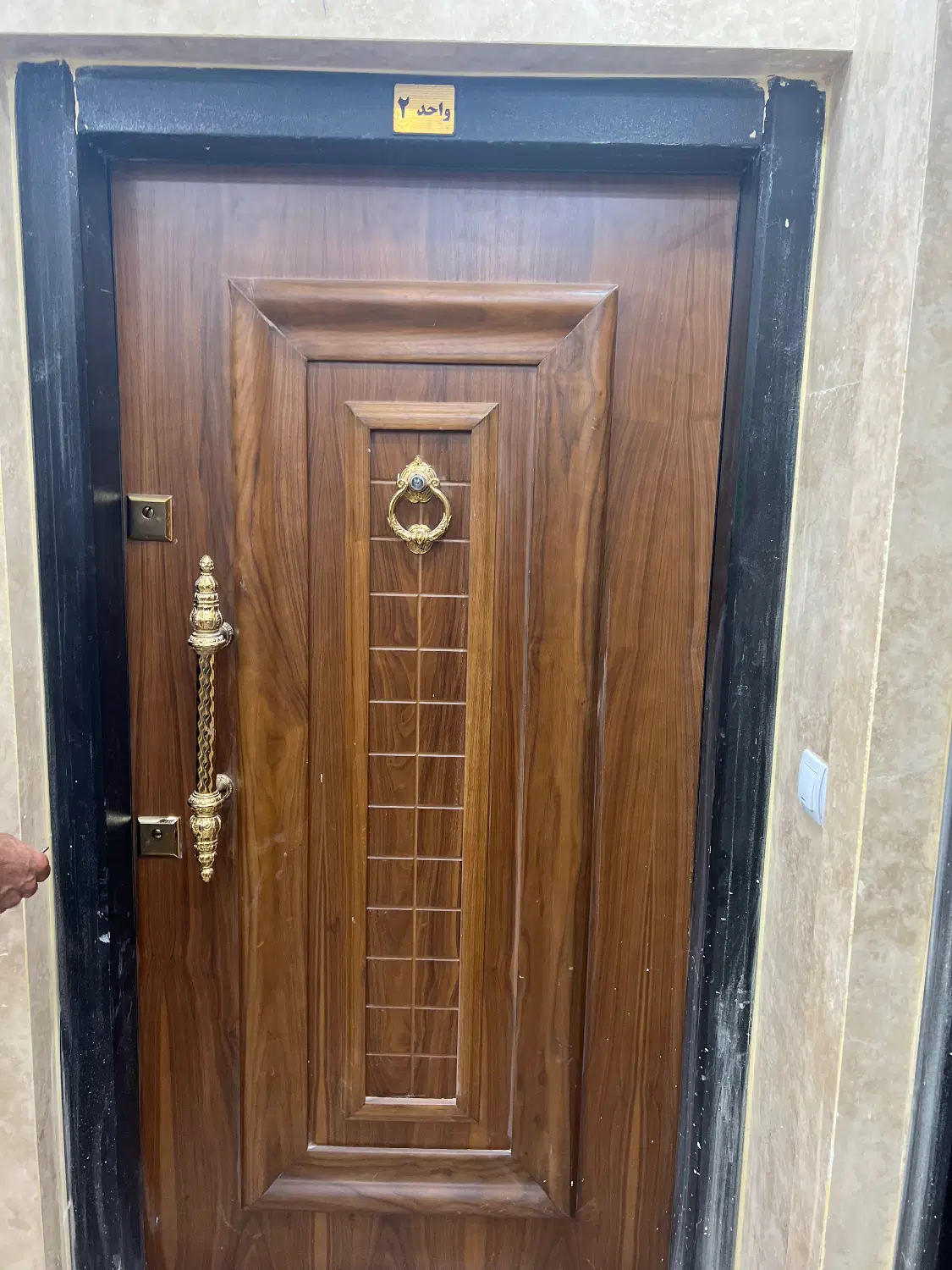 فروش یک واحد اپارتمان ۳ خواب