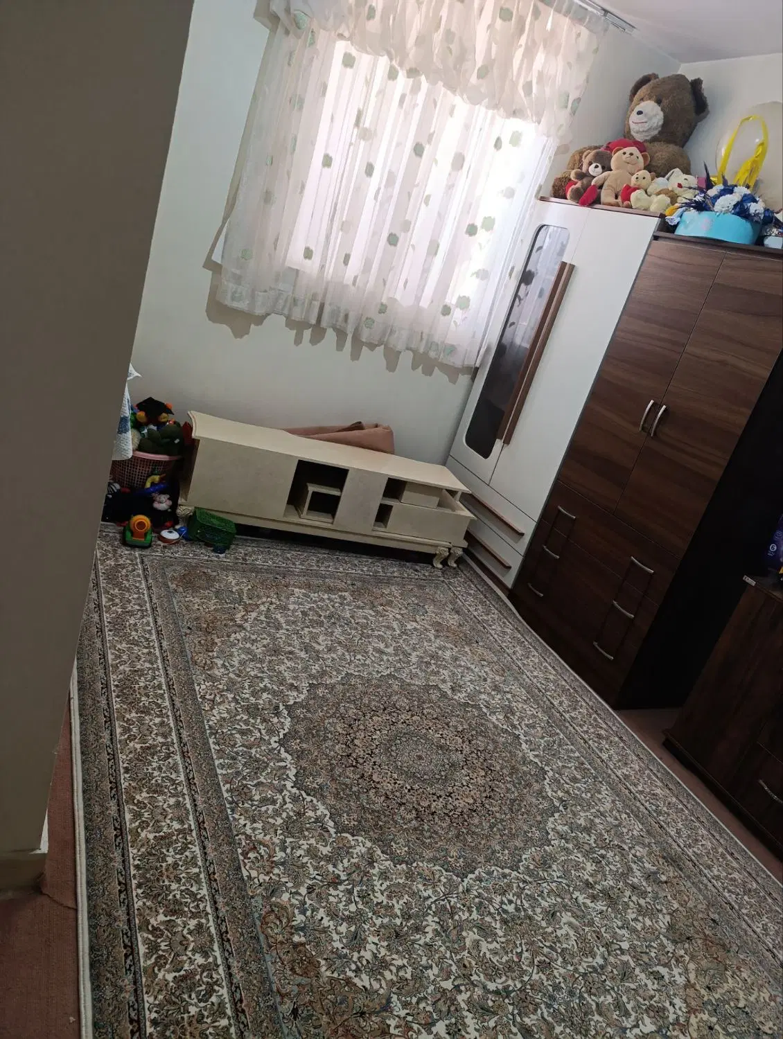 خانه دو طبقه حیاط دار _املاک جهانی
