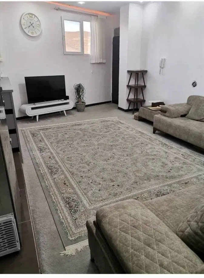 آپارتمان ۹۰ متری