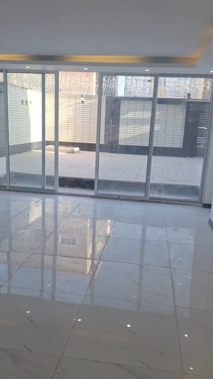 اجاره آپارتمان ۱۰۸متری همکف نوساز در بهارستان