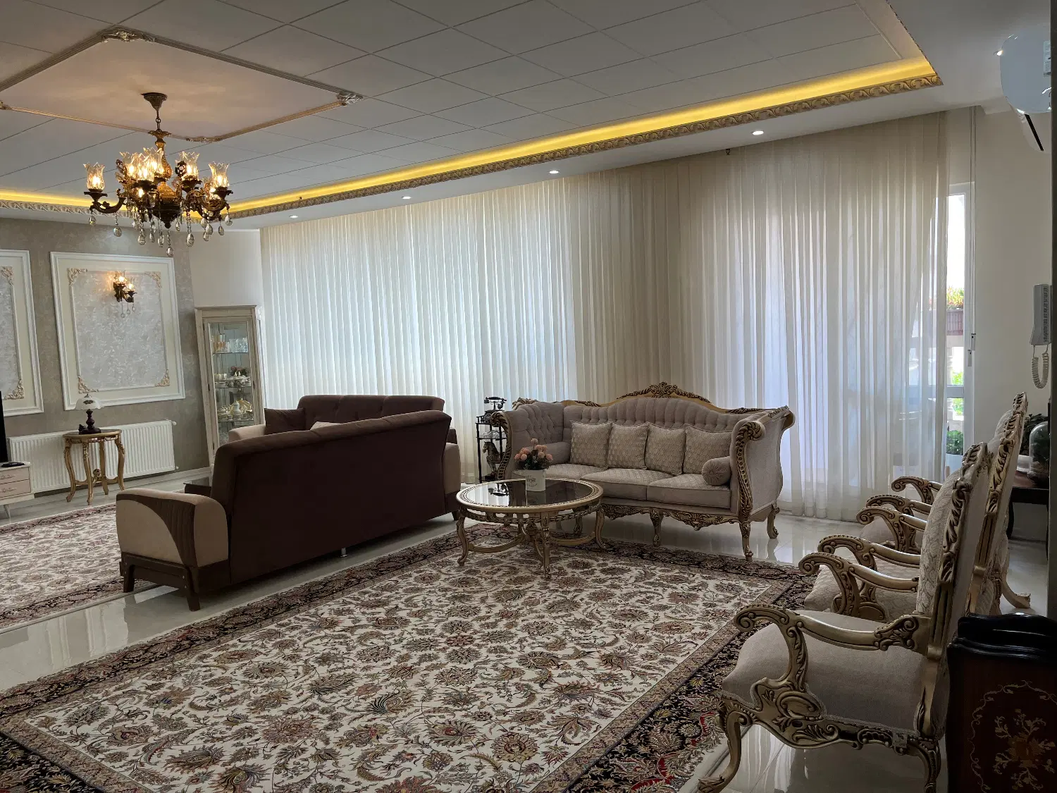فروش یک واحد آپارتمان ۱۷۰ متری الهیه (رحمانیه)