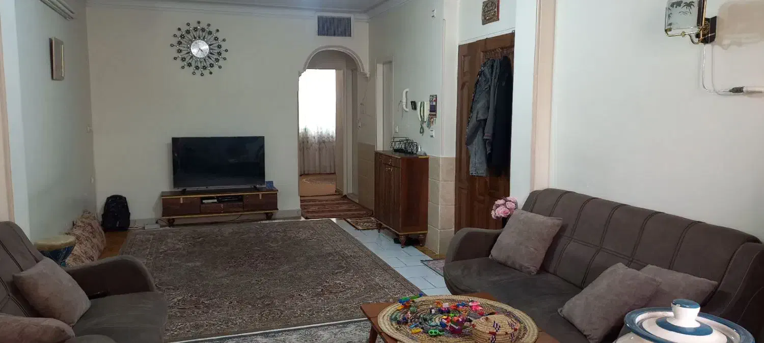 ۷۰ متر دو خوابه بالکن دار