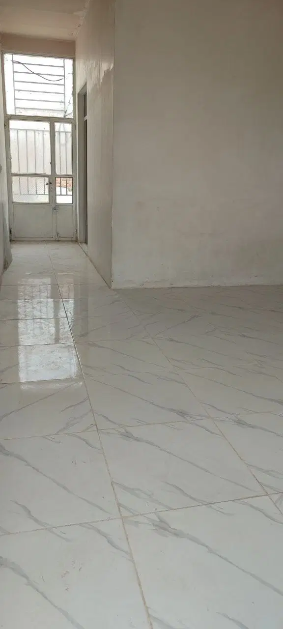 خانه ویلایی درب ساختمان شرف اباد