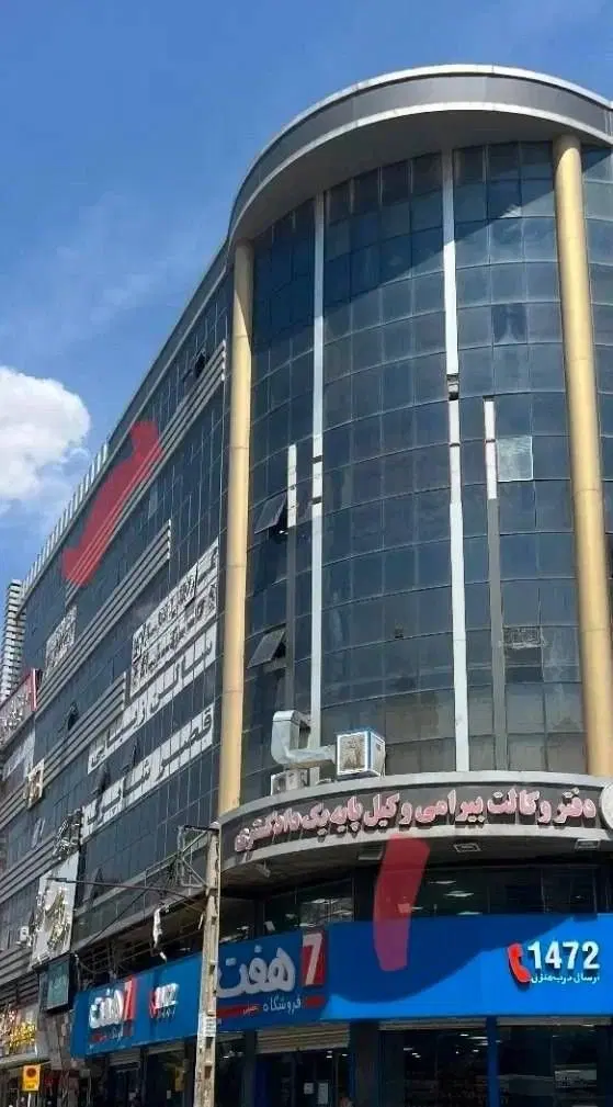 ۶۰ متر اداری در بورس آرایشگاه مارلیک