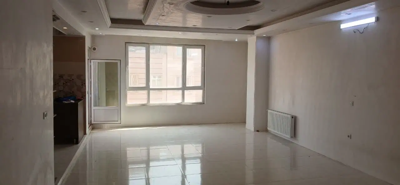 آپارتمان ۱۰۰متری صالحیه نبش گلستان ۲۰