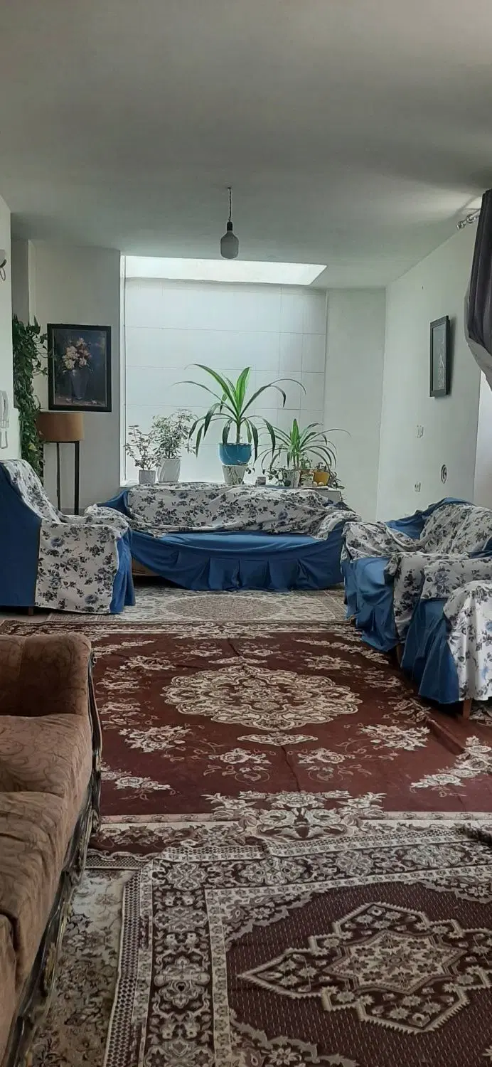 فروش منزل 250 متری 2طبقه ملکی شیراز