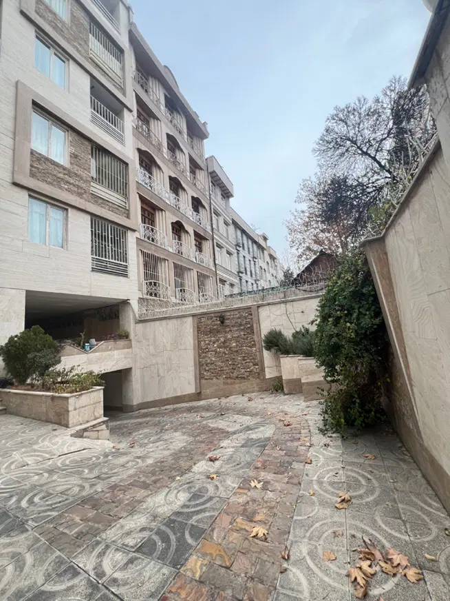 ۶۸ متر فول_۱ خواب_ده ساله_استخر