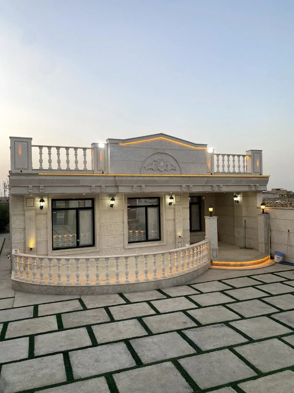 اجاره ویلا باغ میقان