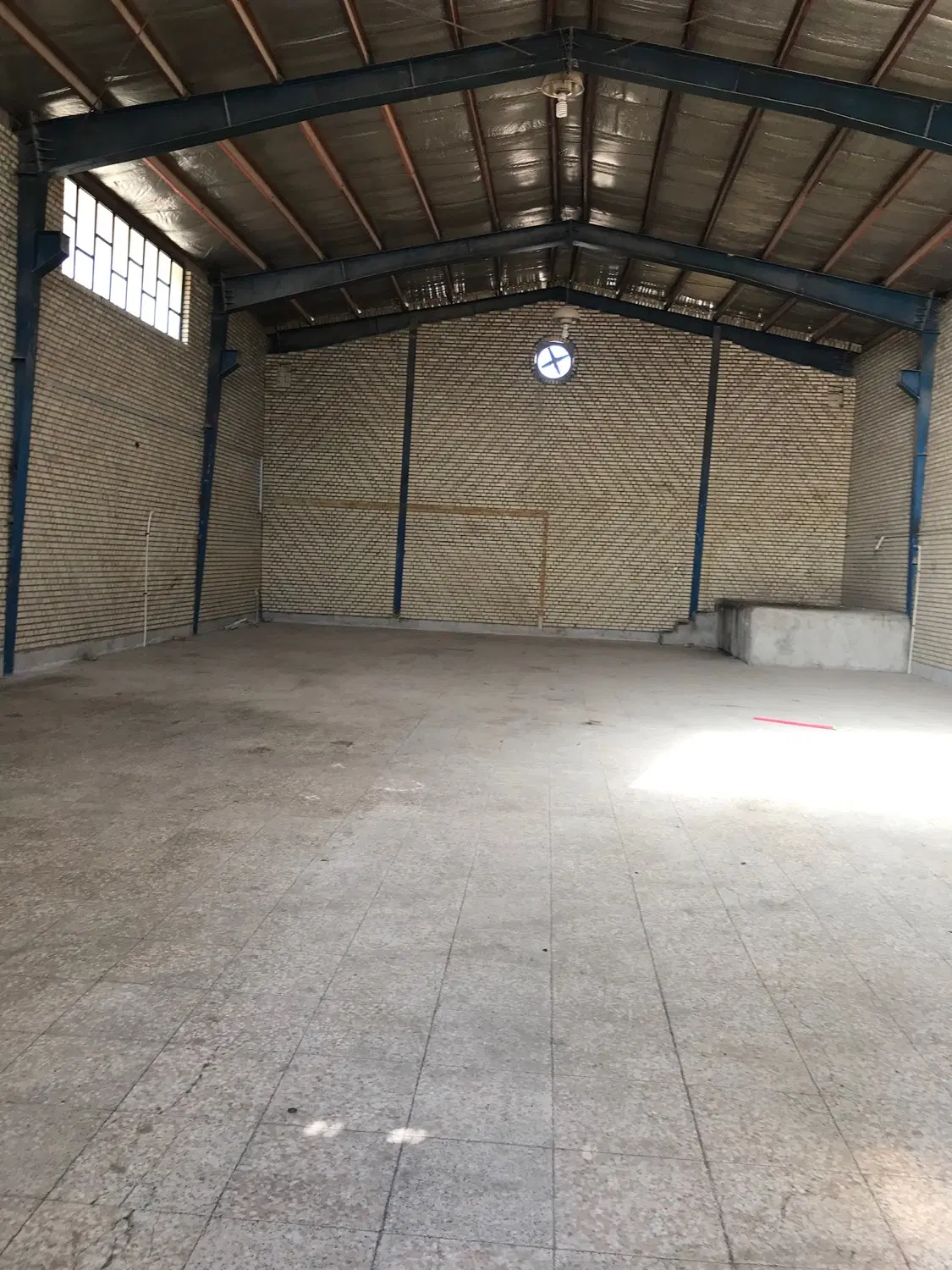 ۳۰۰ متر سوله استاندارد