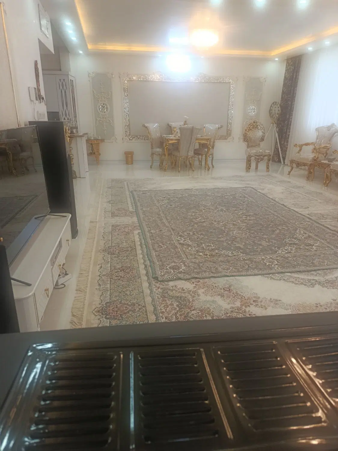توس 97 آپارتمان150متری