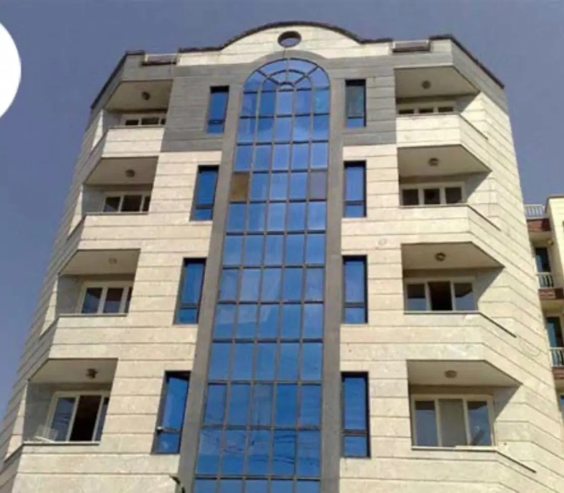 آپارتمان ۱۶۰ متری بازسازی شده _ رضا