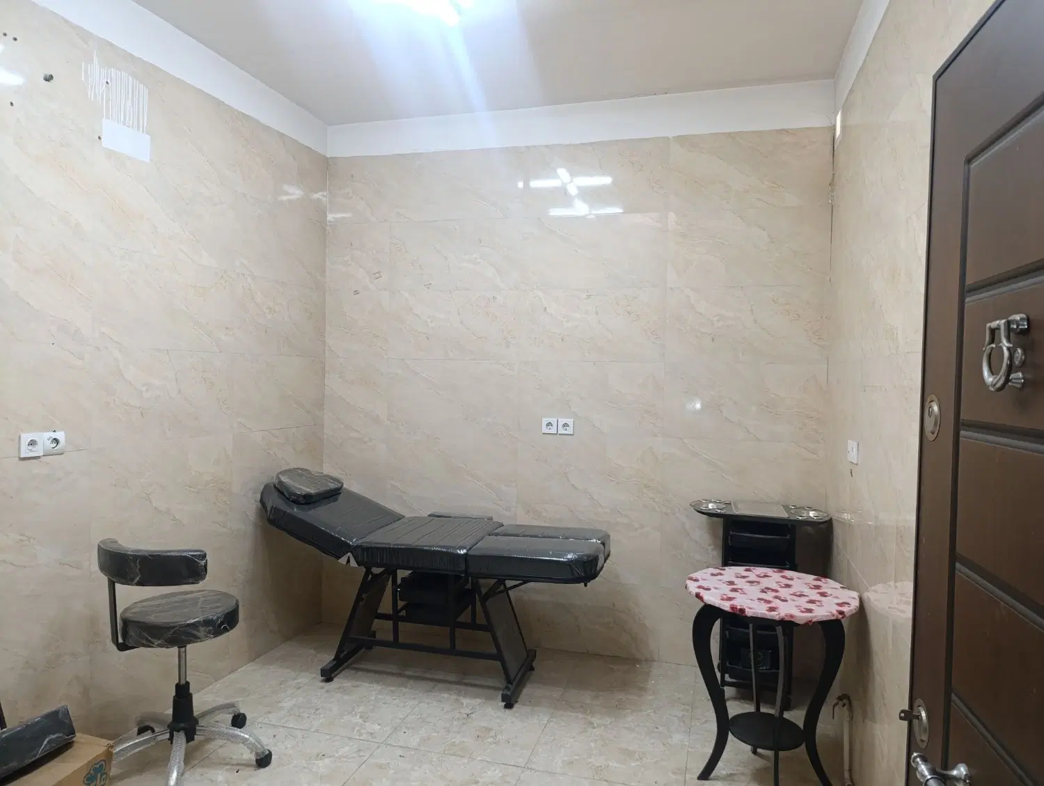 اجاره اتاق در سالن زیبایی بانوان