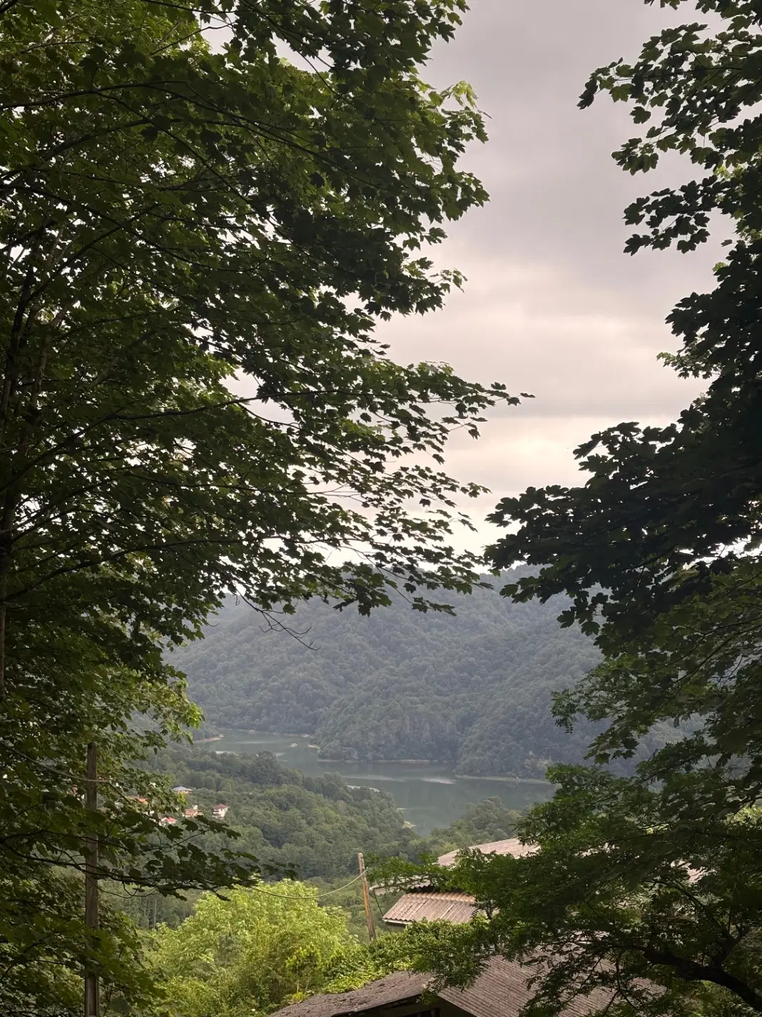 زمین دماوند