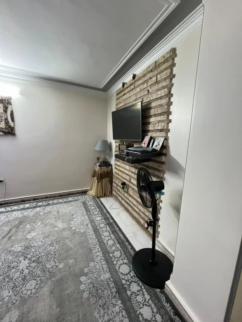 ۶۰ متر دو خواب میدان هادی ساعی