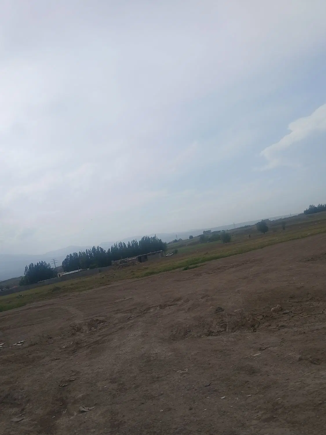 یک قطعه زمین