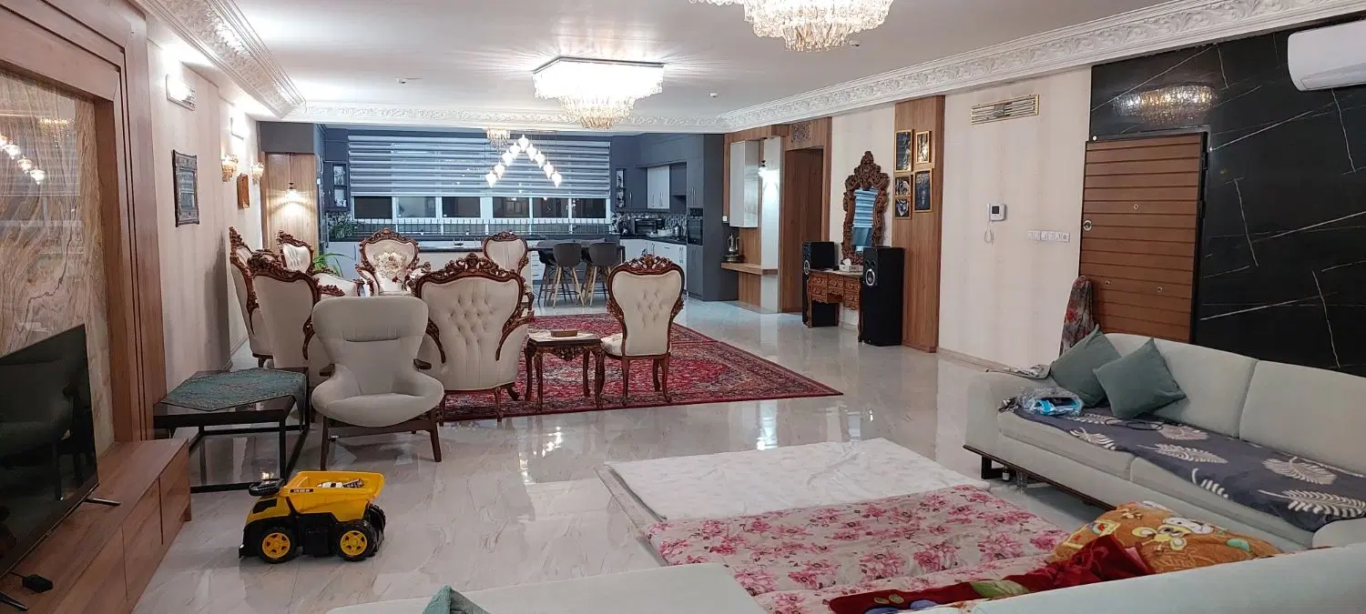 دو واحد آپارتمان هر واحد ۲۹۰ متر