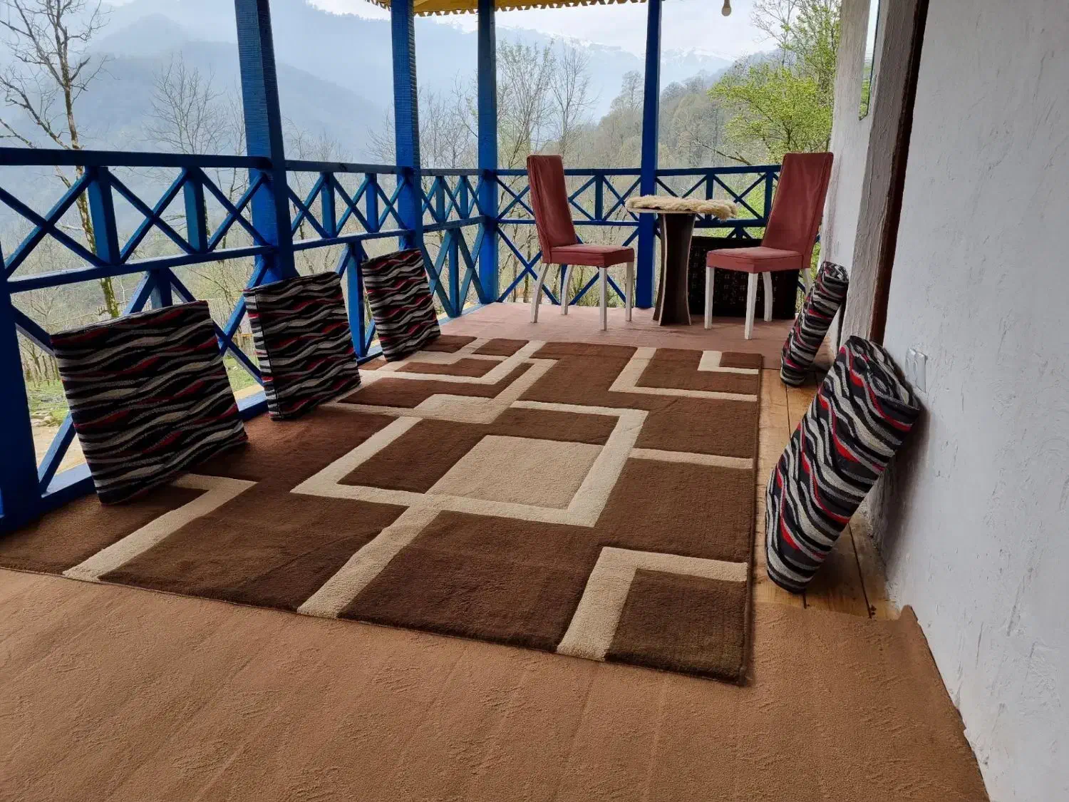 اجاره خانه سنتی بازسازی شده با ویویی بی نظیر