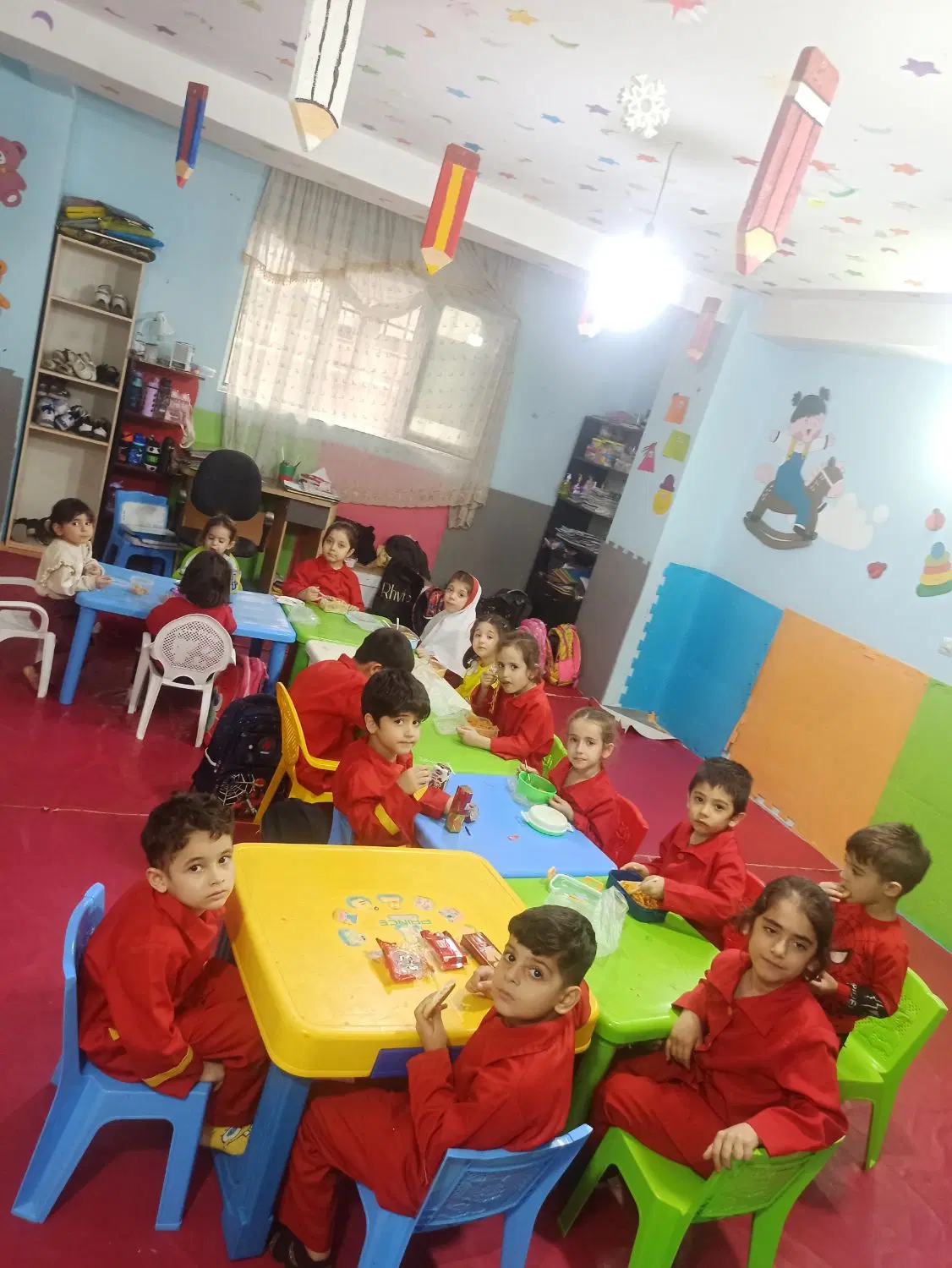 یک واحد همکف که مغازه شده