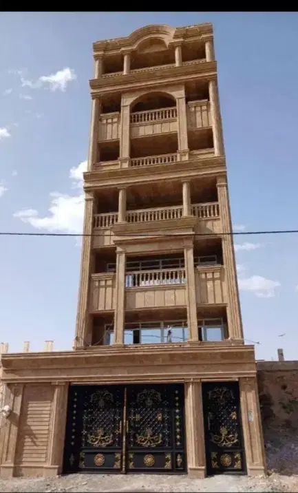 واحد ۱۰۵ متری مشاغل آزاد