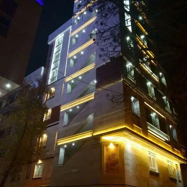 آپارتمان ۳ خوابه