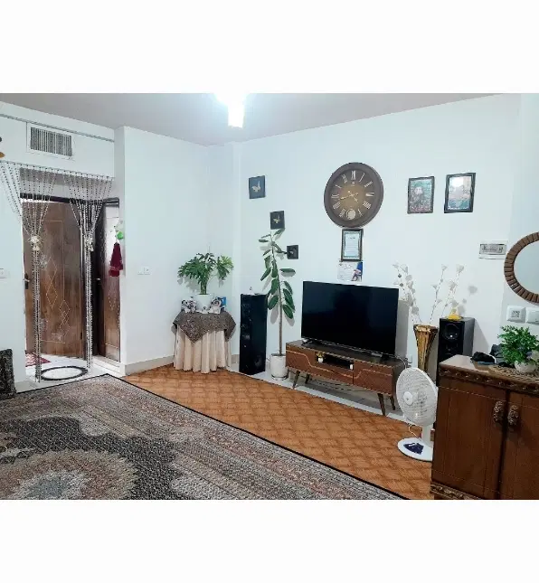 رهن و اجاره خانه طبقه اول شیک