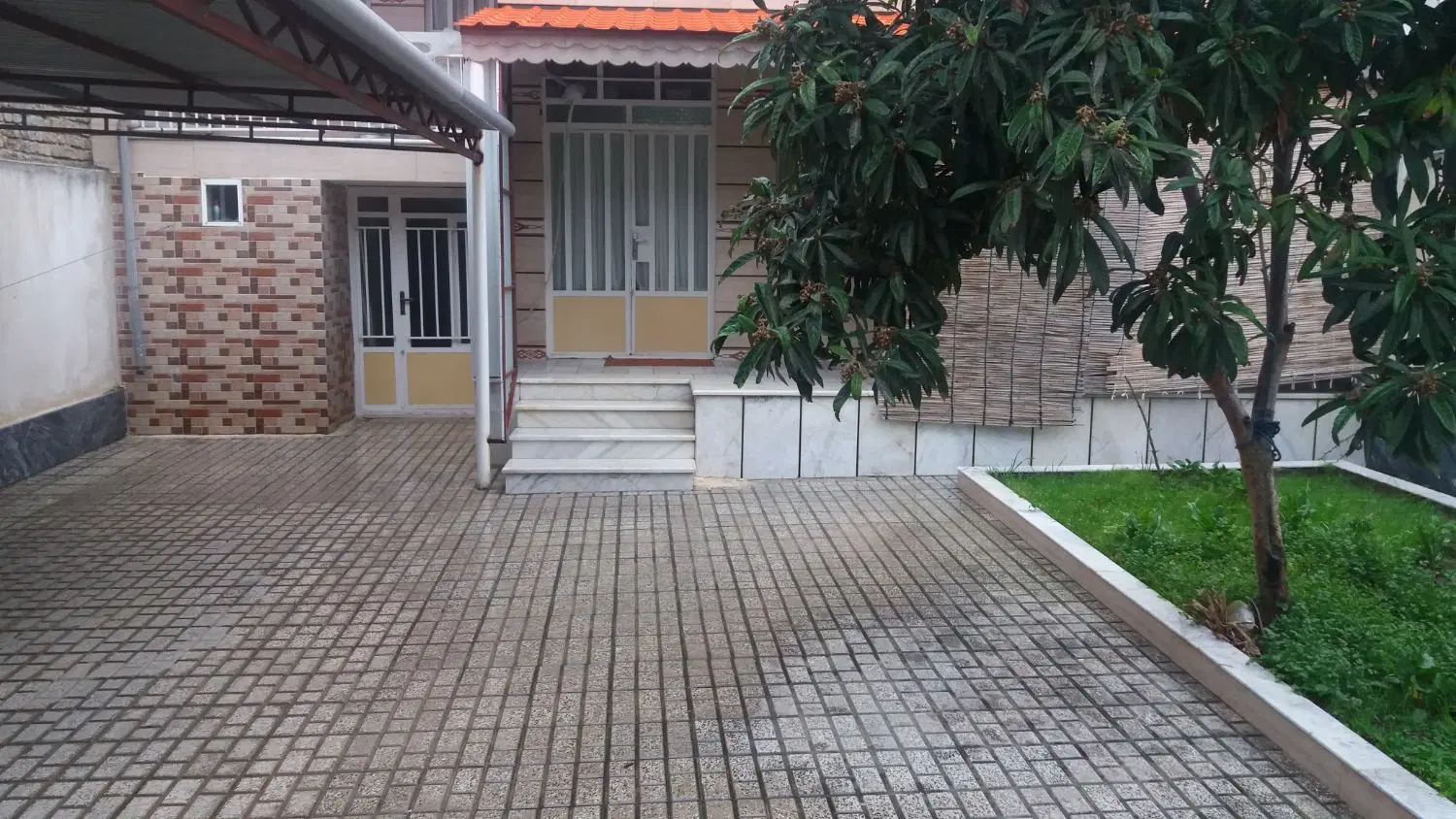 منزل مسکونی فروشی