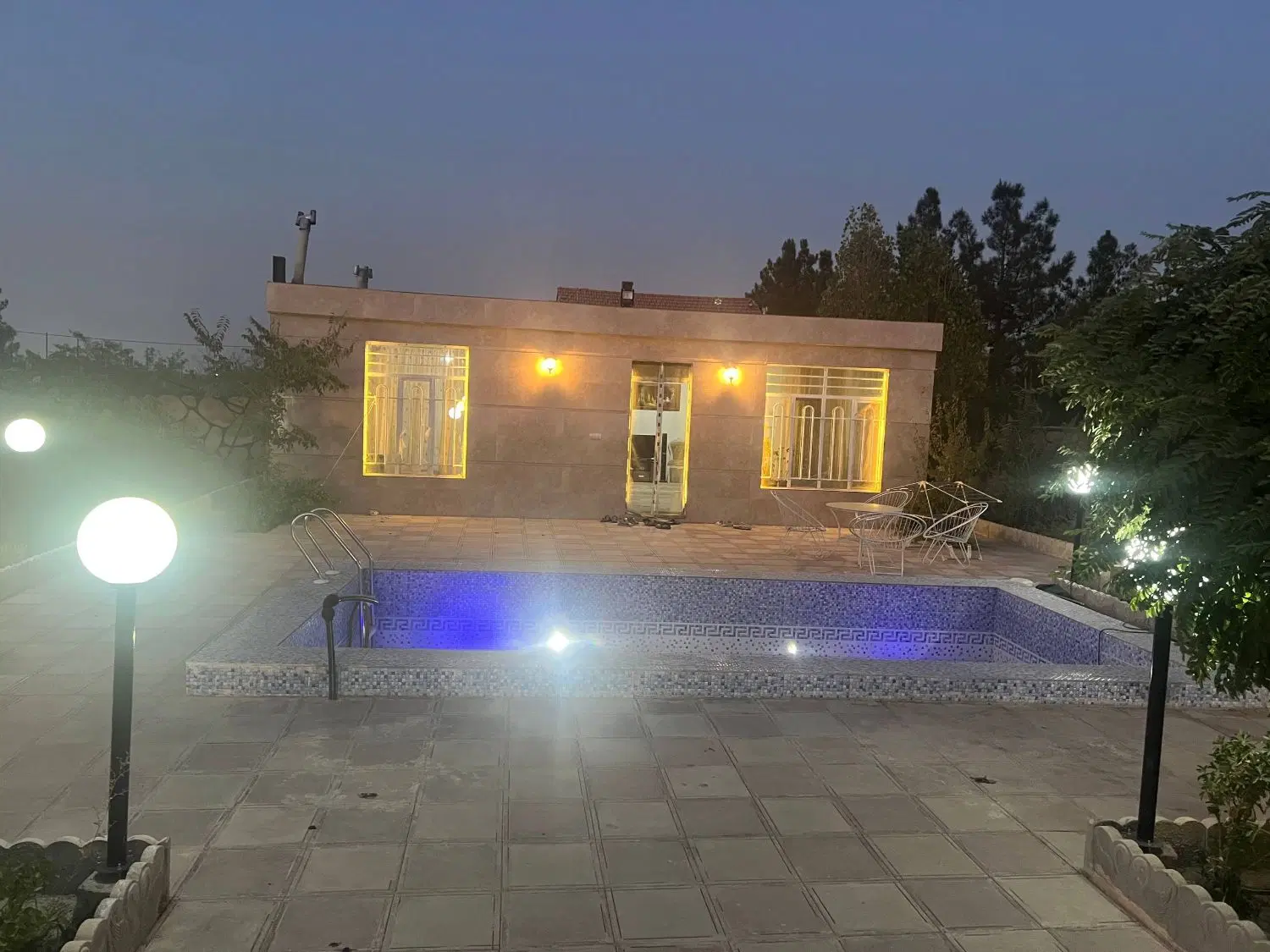 باغ فروشی کاهو ویلا بهارستان