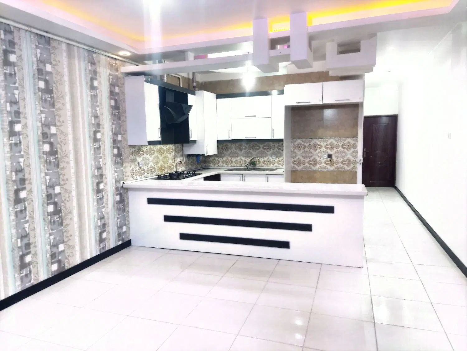 رهن همکف آپارتمان ویلایی شهرک مطهری
