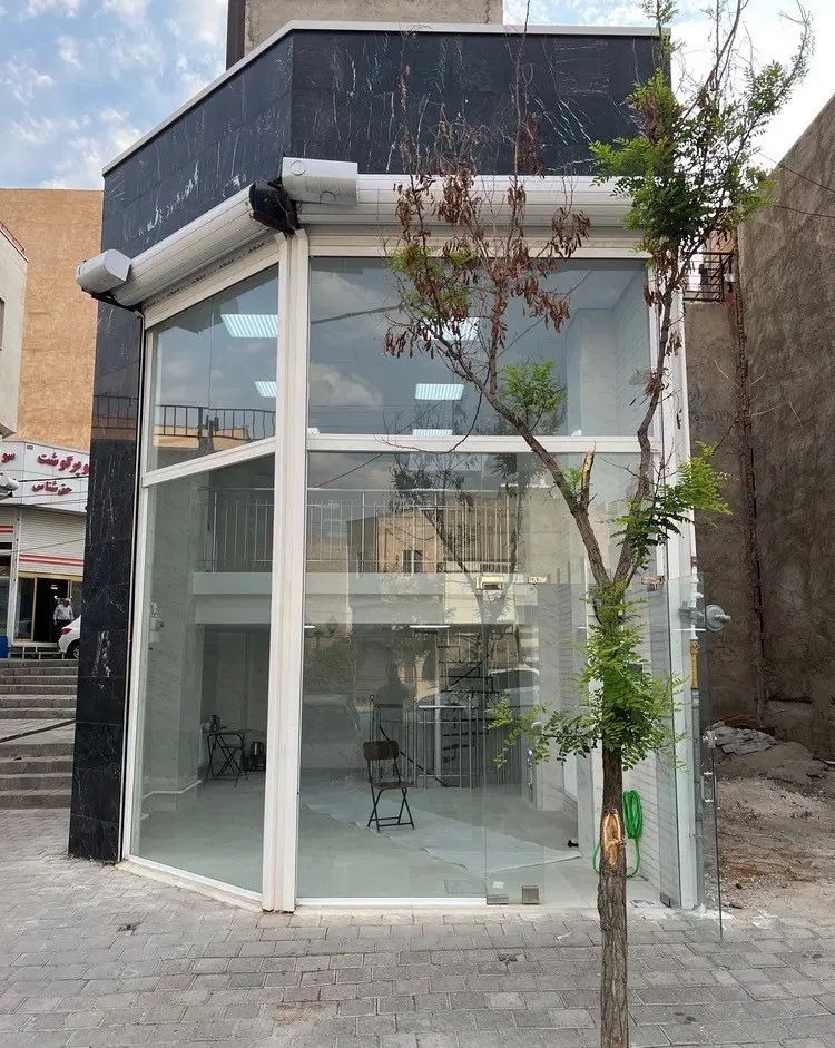 مغازه با دکور _  معالی آباد