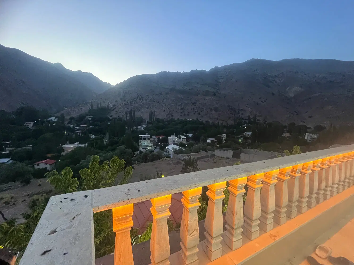 اجاره( ویلا - باغ) دربست