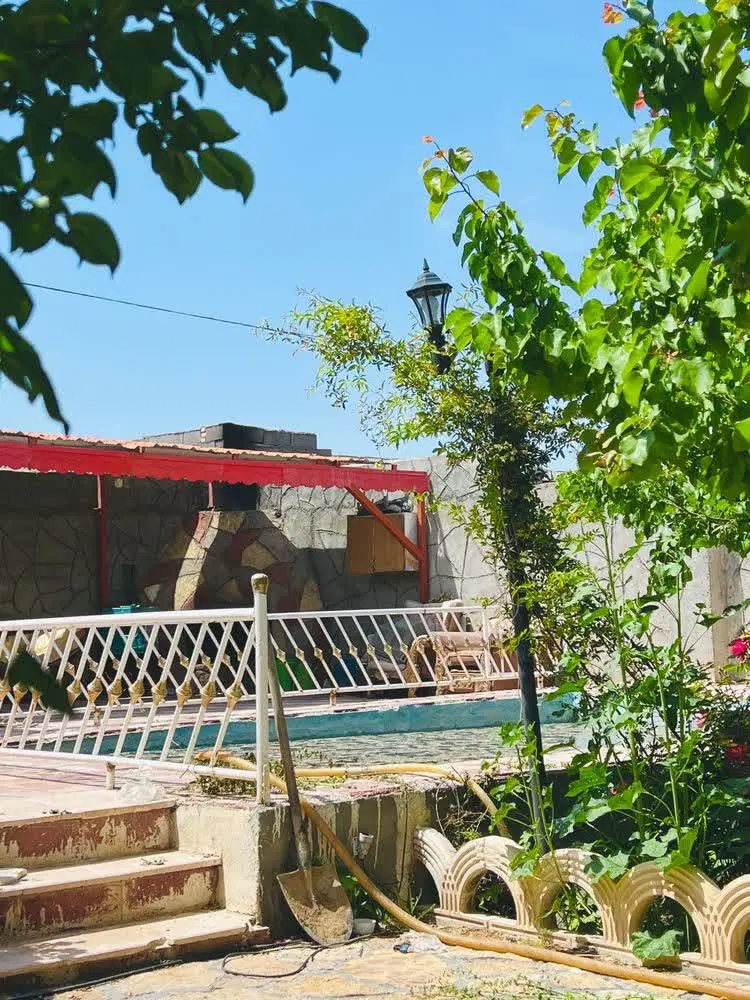 باغ ویلا اما ه سند تک برگ
