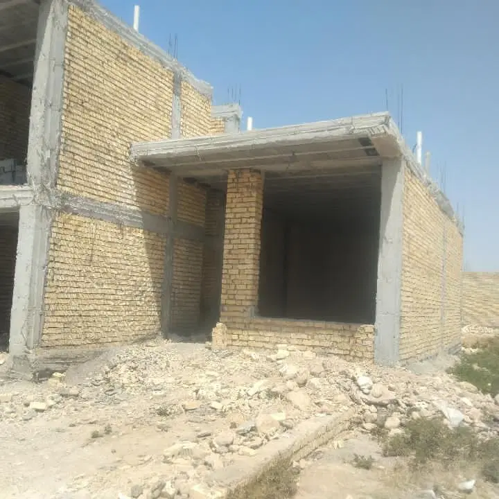 اسکلت دریمی بالاتر از امامزاده