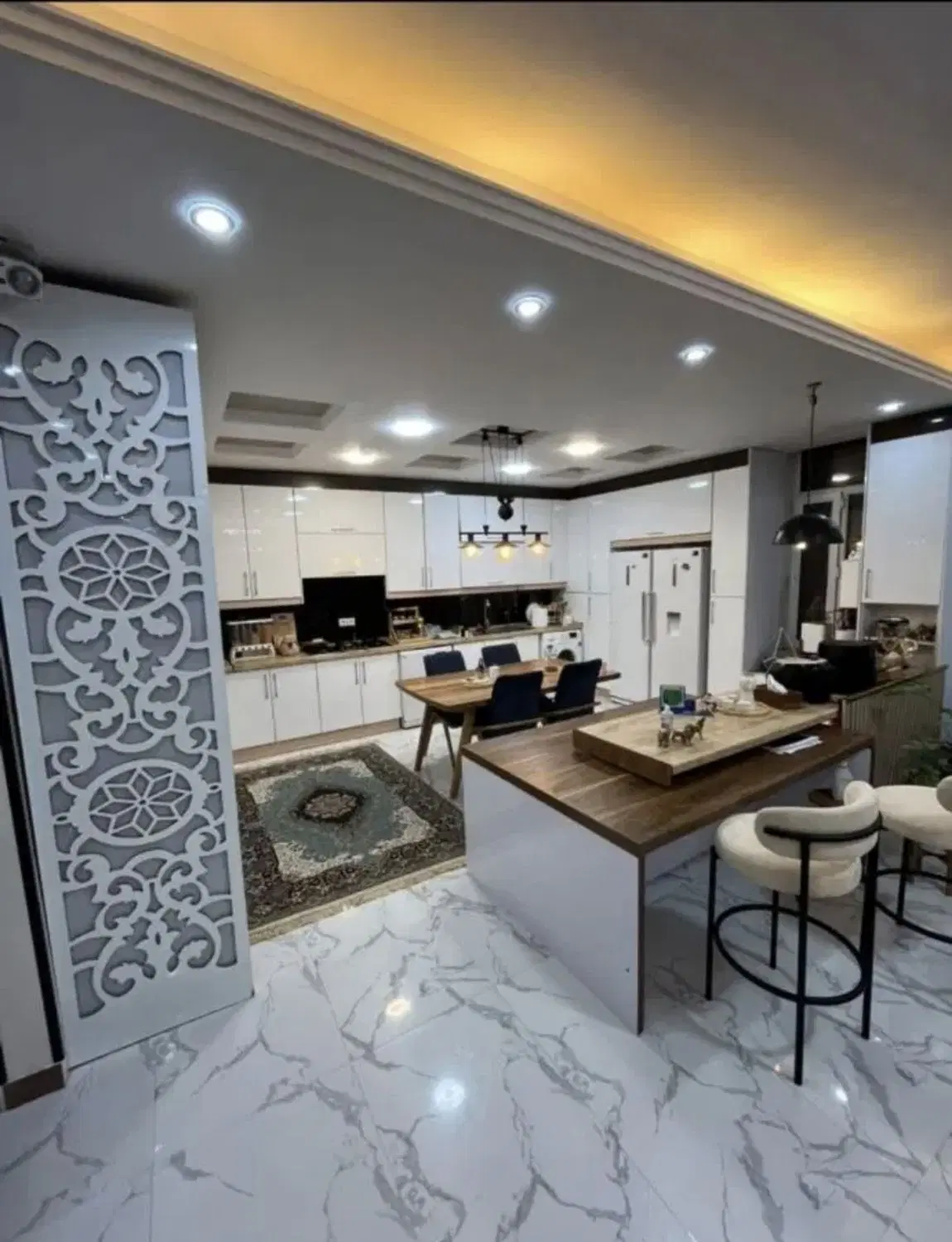 آپارتمان مهرشهر ۸۸ متری خوش نقشه