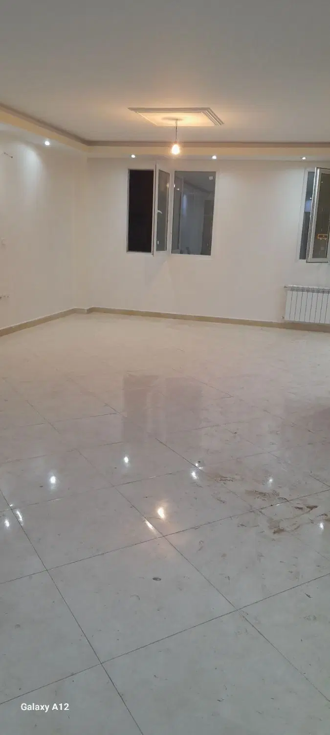 ۱۳۰ متر تکواحد فول ۳ خوابه شیاسی ارانی