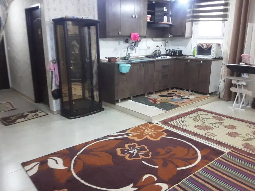 اجاره ورهن آپارتمان همکف مسکن مهر پشت مصلی