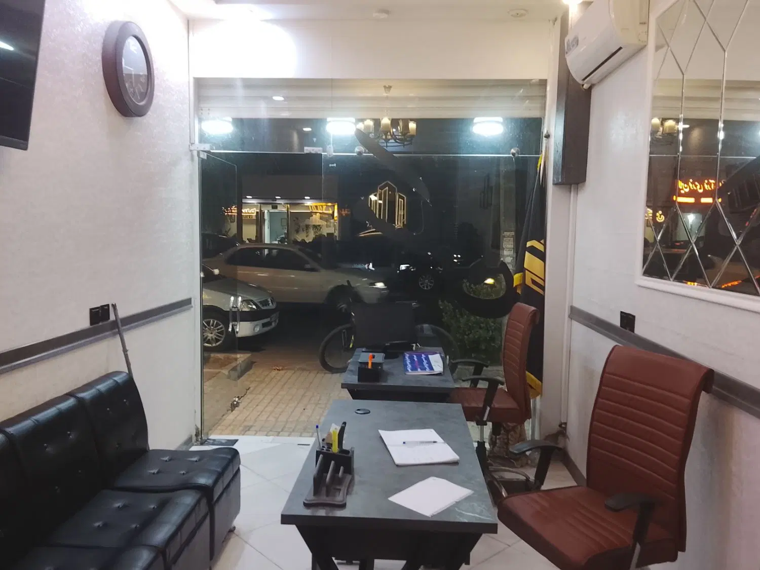 فروش مغازه۱۶ متری شیک