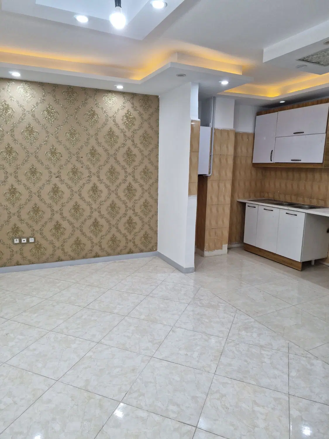 واحدفول امکانات۷۰متری