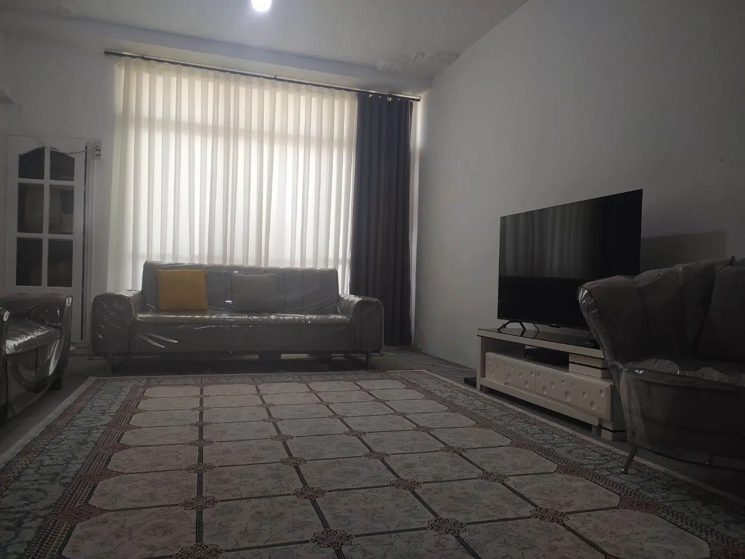 رهن و اجاره آپارتمان هفتصد واحدی
