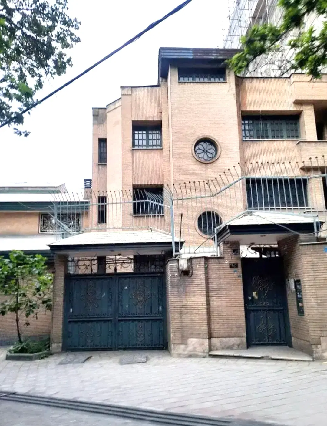 پونک ۳۲۰ متر کلنگی_تک مالک_ قیمت مناسب