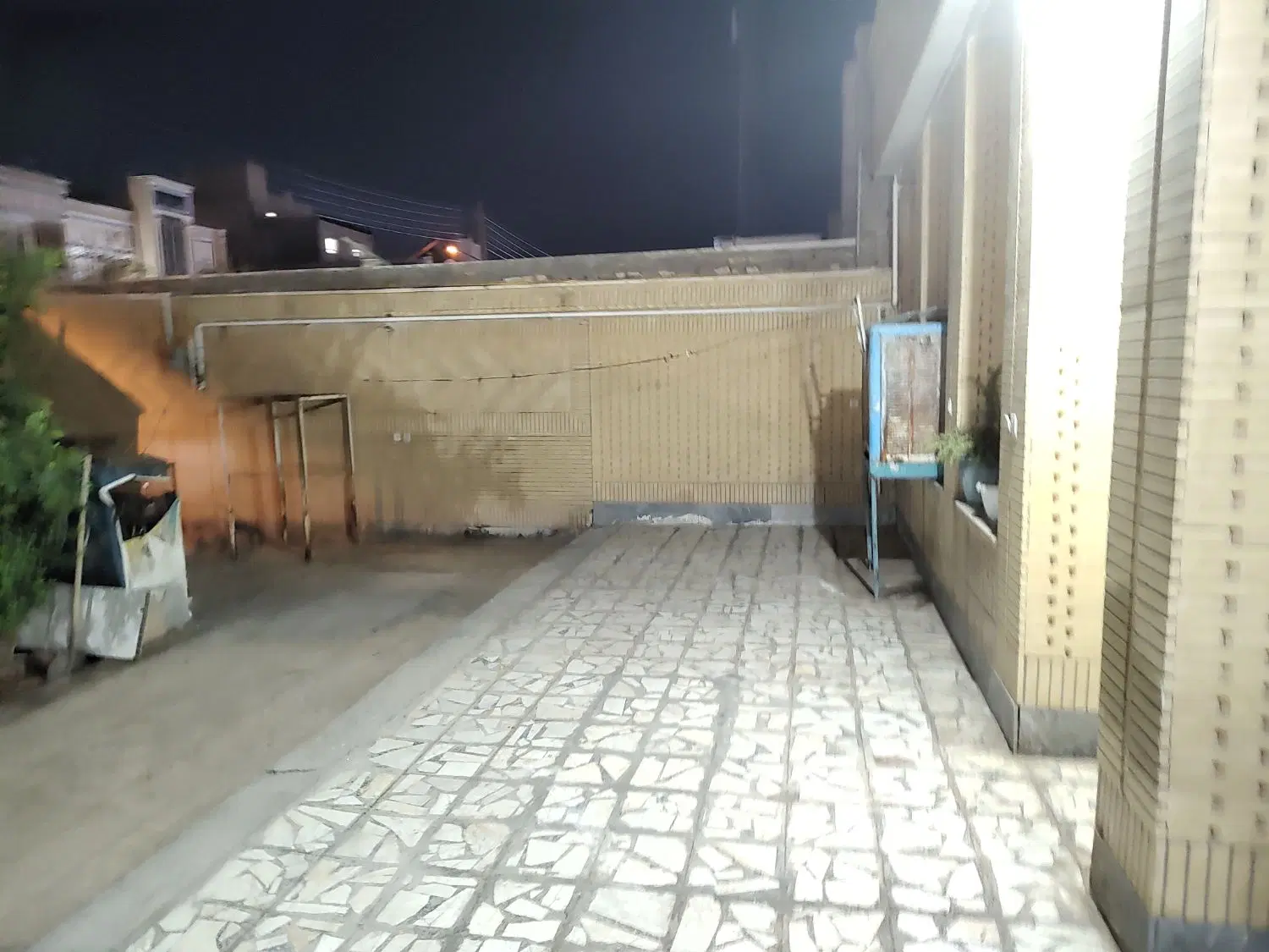 فروش منزل ویلایی در کریم پور