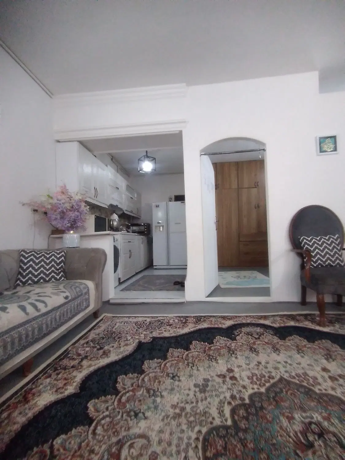 دوطبقه ویلایی دربست