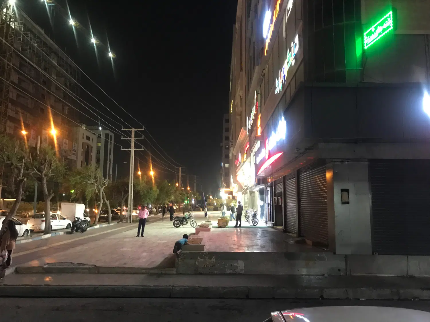 یک خواب ۶۹ متر بر اصلی دانشگاه