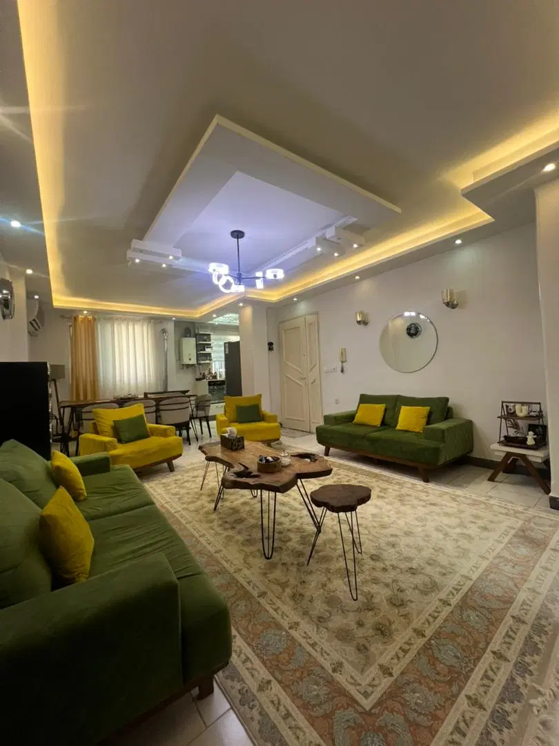 ۱۱۰ متر ویلایی بازسازی شده لوکس  ابتدای دخانیات