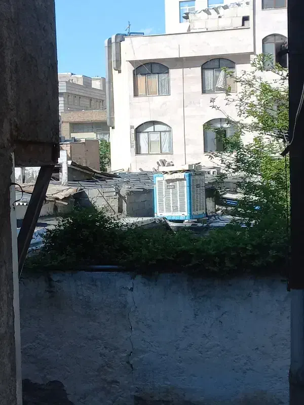 یک واحد زیر زمین ۷۰ متری