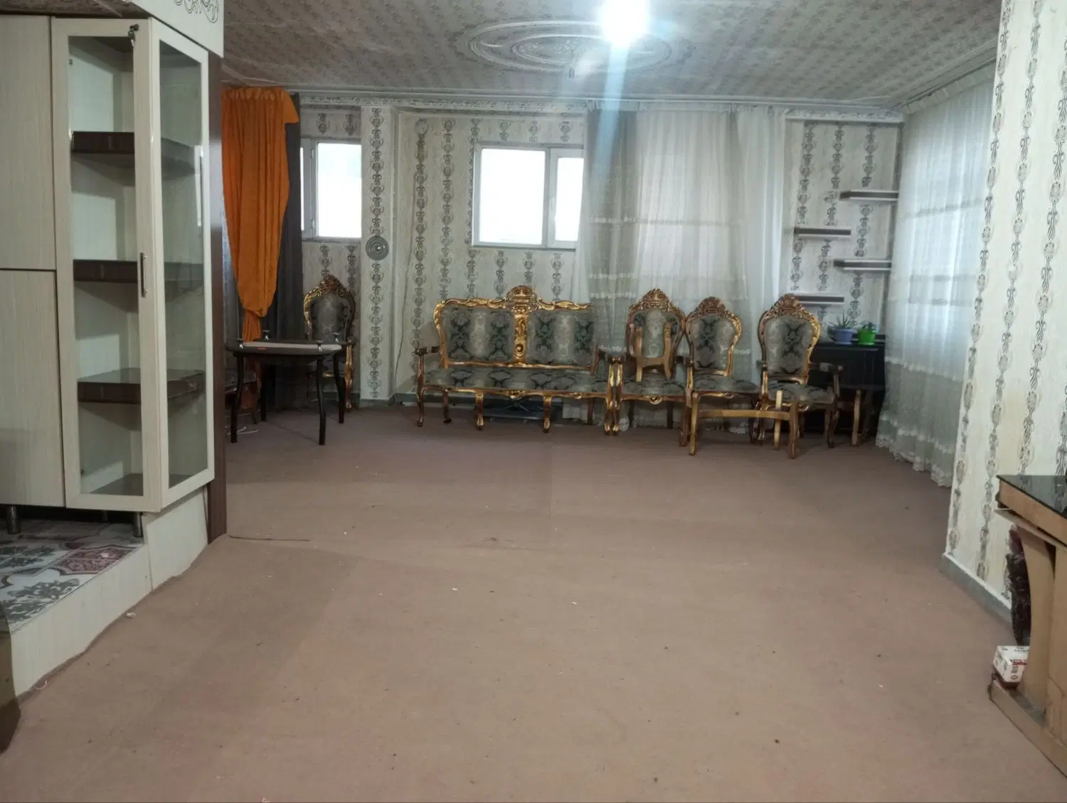 رهن و اجاره خانه 90متری طبقه دو